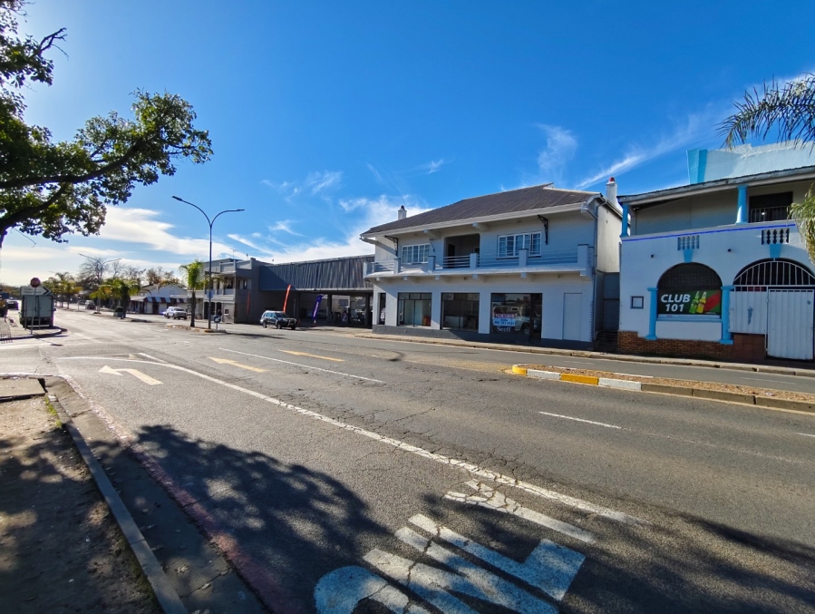  Bedroom Property for Sale in Wellington Central Western Cape